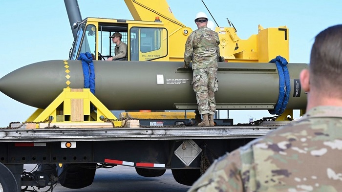 US bombers on Iran internationally condemned